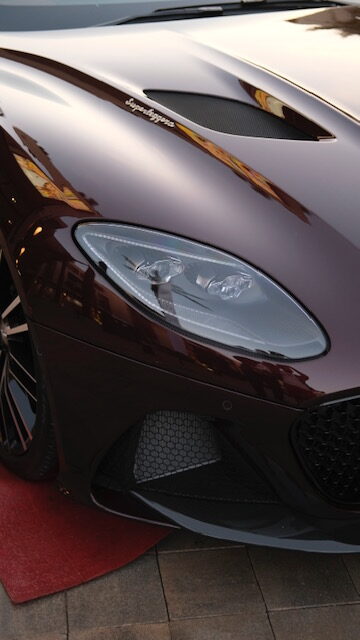 aston martin DBS